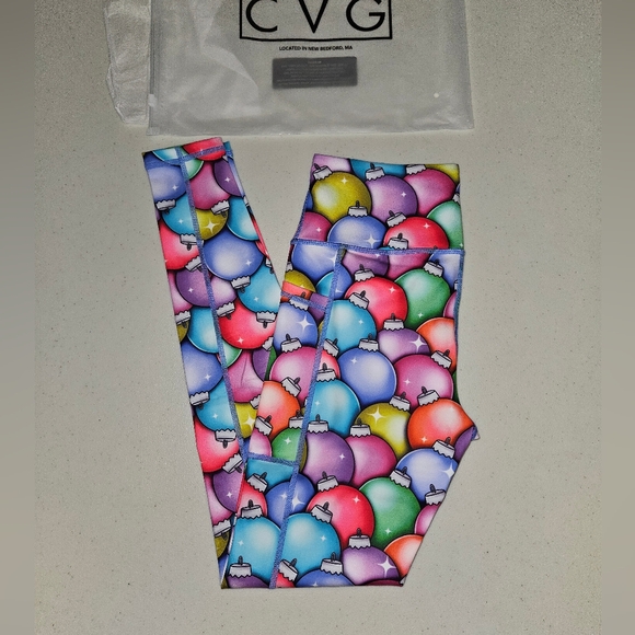 Offseason CVG Merry & Bright Full Length Leggings - Picture 4 of 6